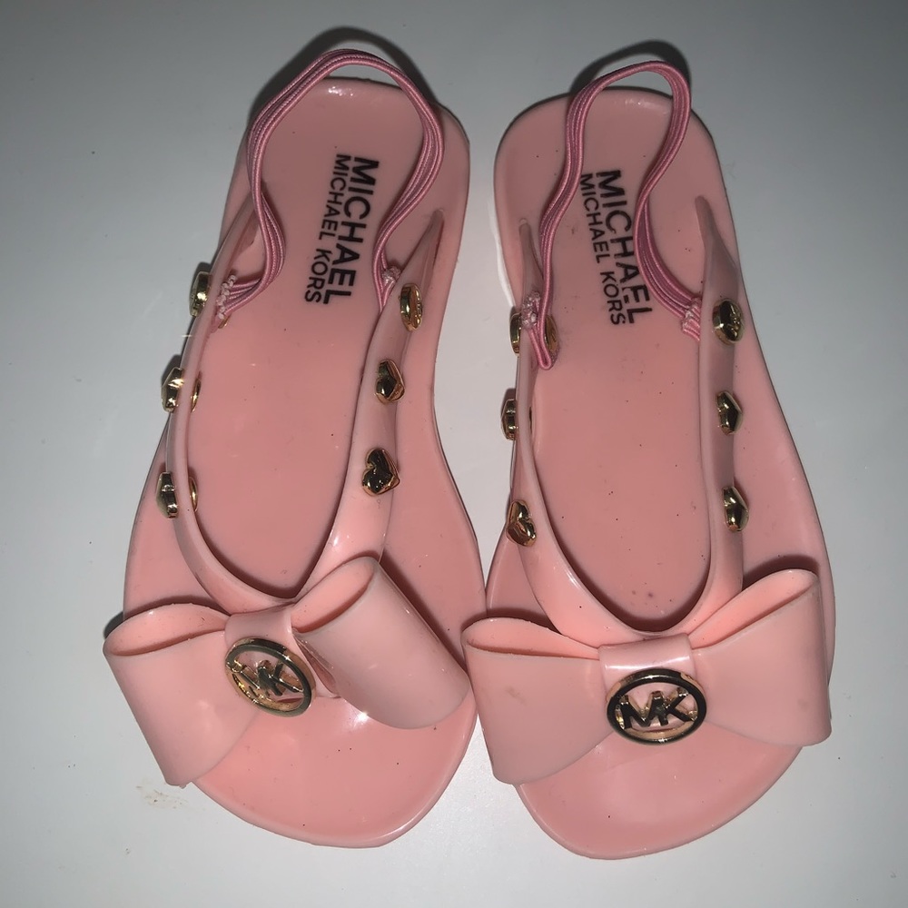 Sandles